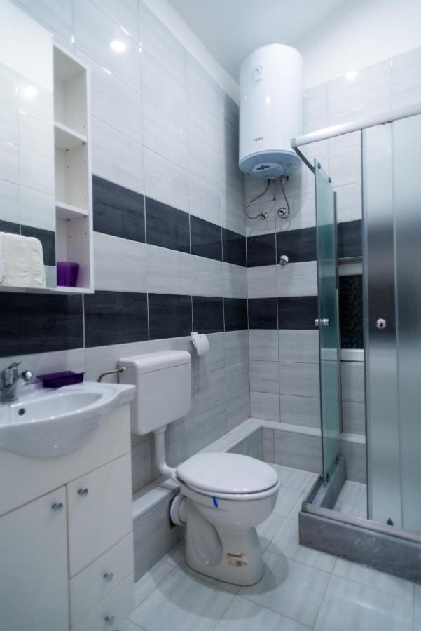 Purple Rooms موستار المظهر الخارجي الصورة