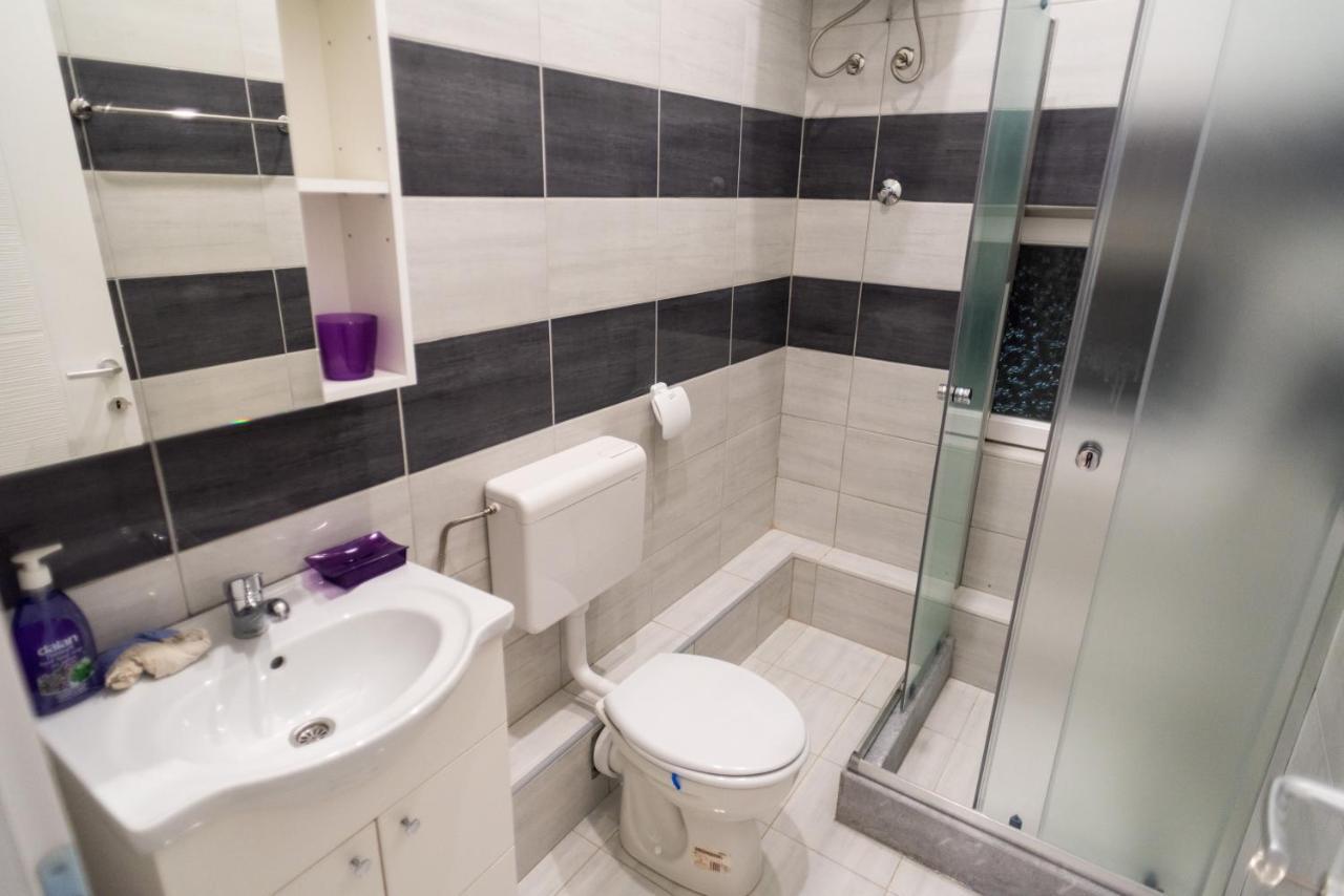 Purple Rooms موستار المظهر الخارجي الصورة