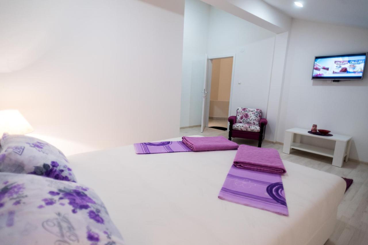 Purple Rooms موستار المظهر الخارجي الصورة