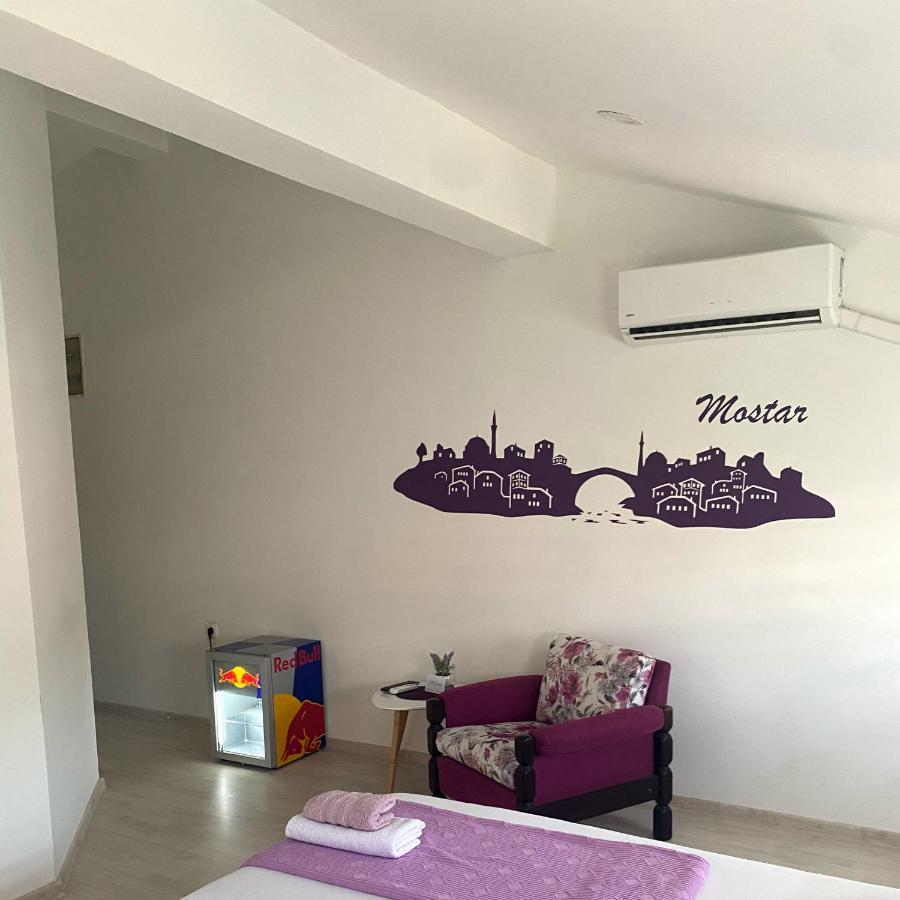 Purple Rooms موستار المظهر الخارجي الصورة